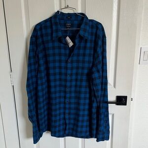 J. Crew Men’s Blue and Black Buffalo Check Button-Down Shirt